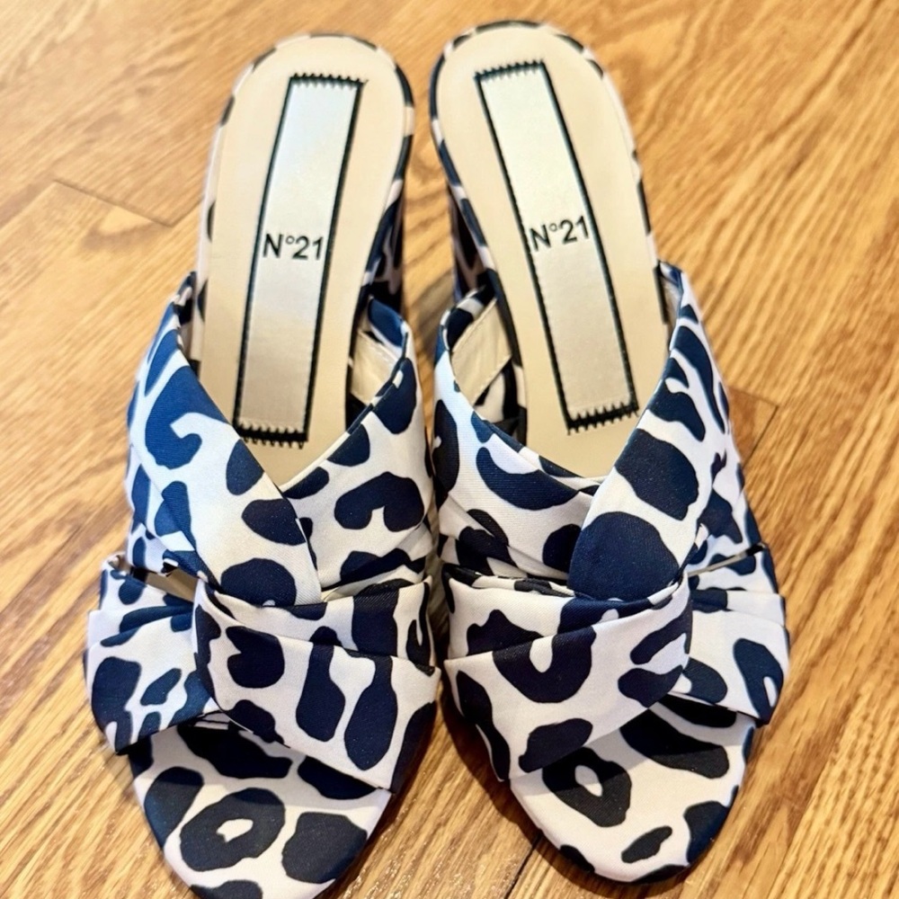 No.21 Women Leopard Knot Mule Slide On Sandals,Brand New, Size 36. Made in Italy